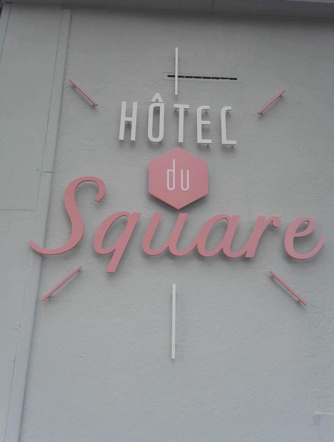 Hotel Du Square ريوم المظهر الخارجي الصورة